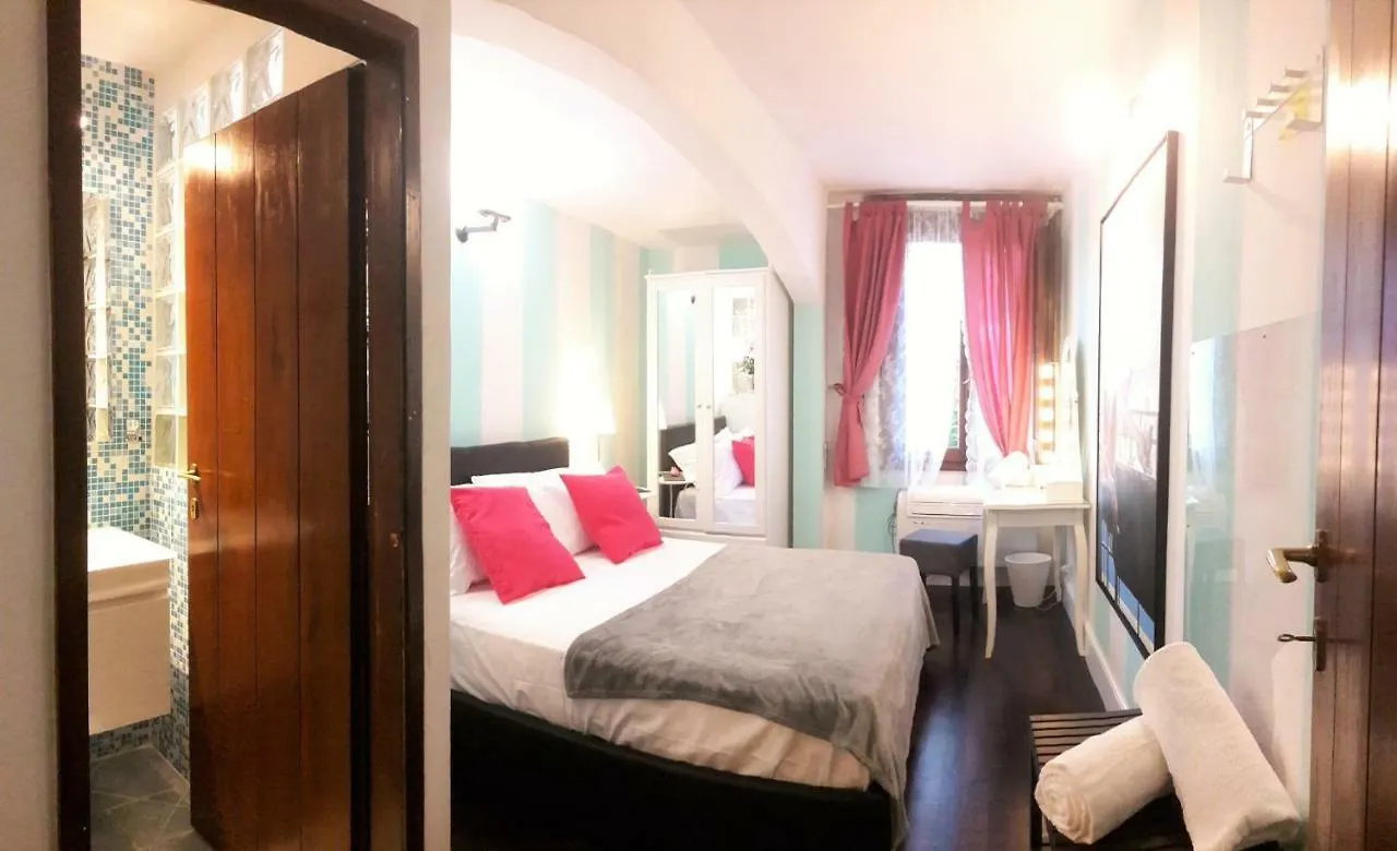 Art Suite Ponte Vecchio Florence Italy