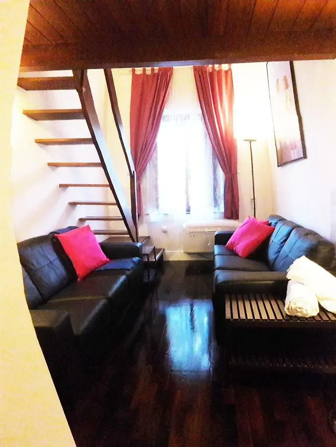 Art Suite Ponte Vecchio Florence 0*,  Italy