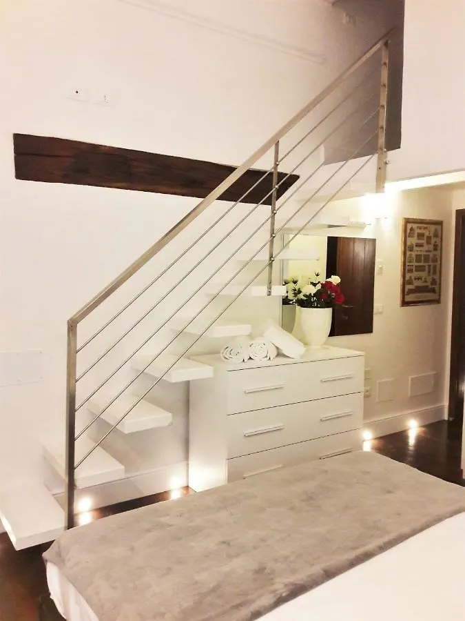 Apartment Art Suite Ponte Vecchio Florence